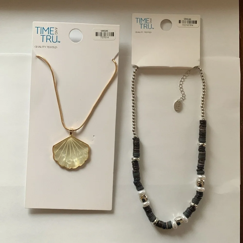 Time and Tru Necklace Bundle